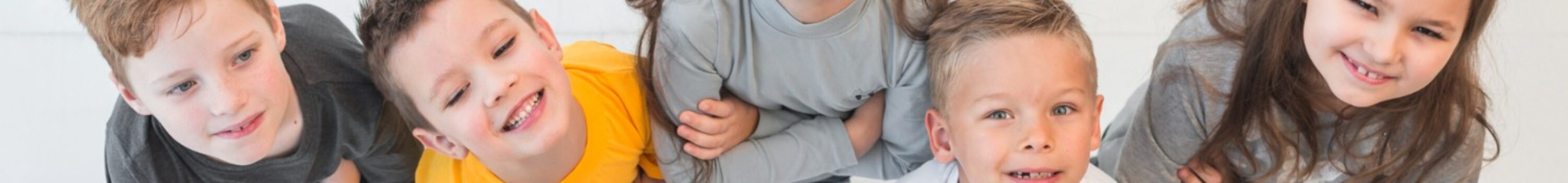 novenex-advies-onderwijs-dienstverlening Leerlingen stralen positieve groepsdynamiek uit.